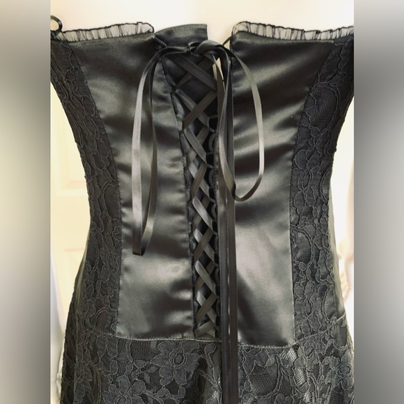 Laughing Vampire gothic satin & floral lace prom dress deadstock 90’s vintage M - Picture 8 of 16